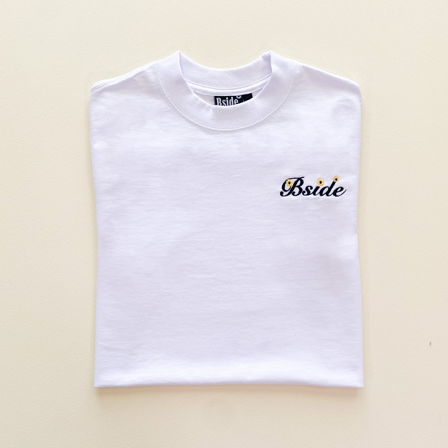 Flower Script tee by Bside Studio "Black"