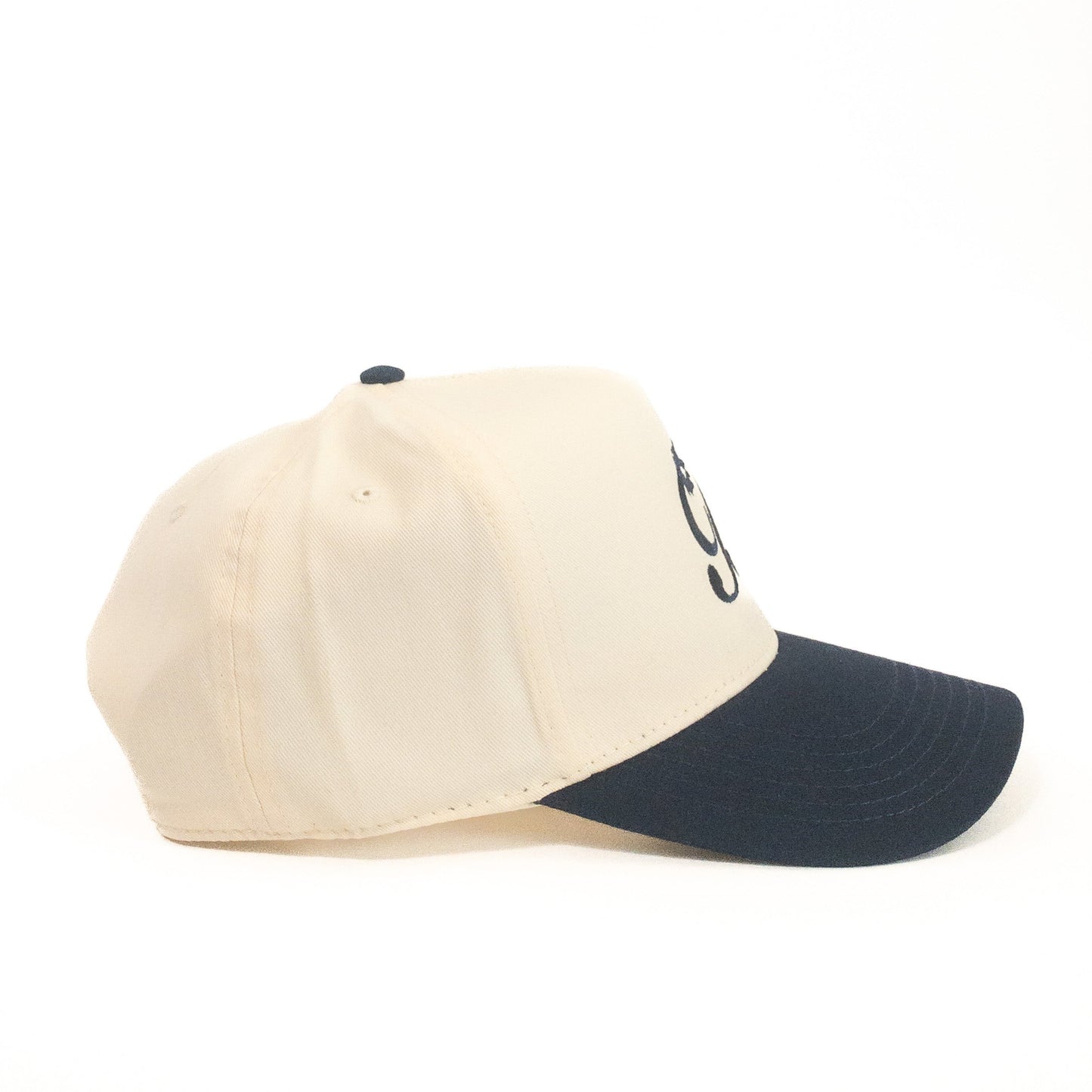 Flower script “B” by Bside Studio (June 2023)”Cream&Navy”