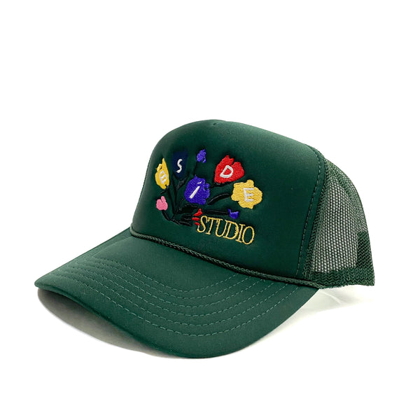 Bside Studio “Art” (Forest green Trucker)